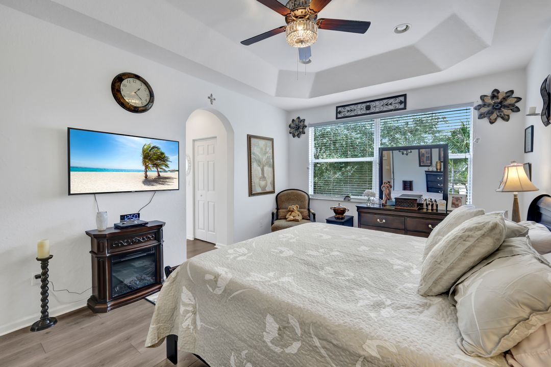 7009 Romana Way, Naples, FL 34119