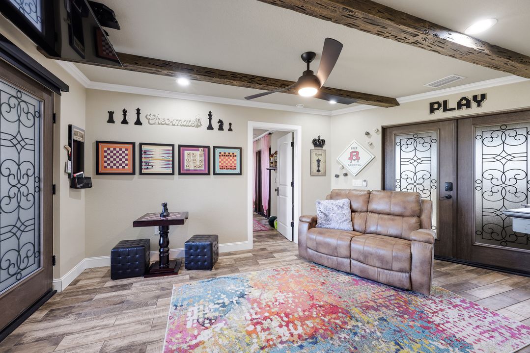 2709 NW 41st Ave, Cape Coral, FL 33993