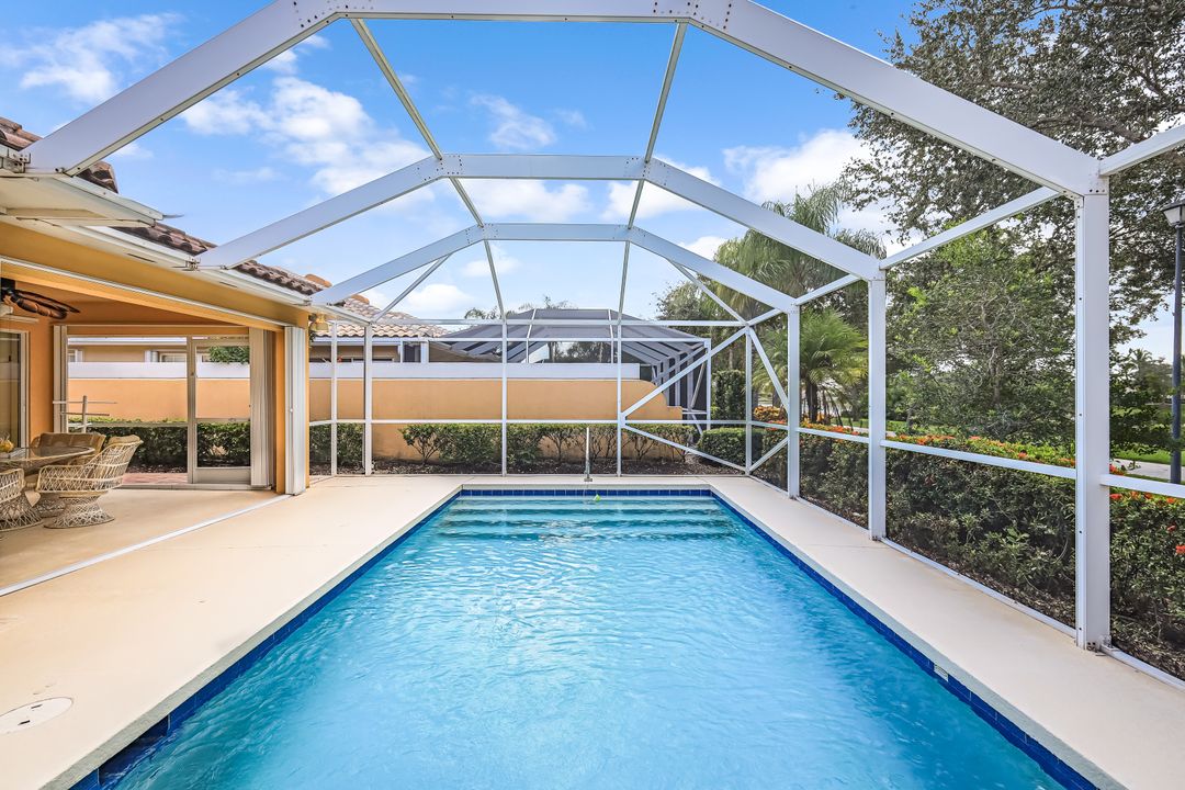 28827 Vermillion Ln, Bonita Springs, FL 34135