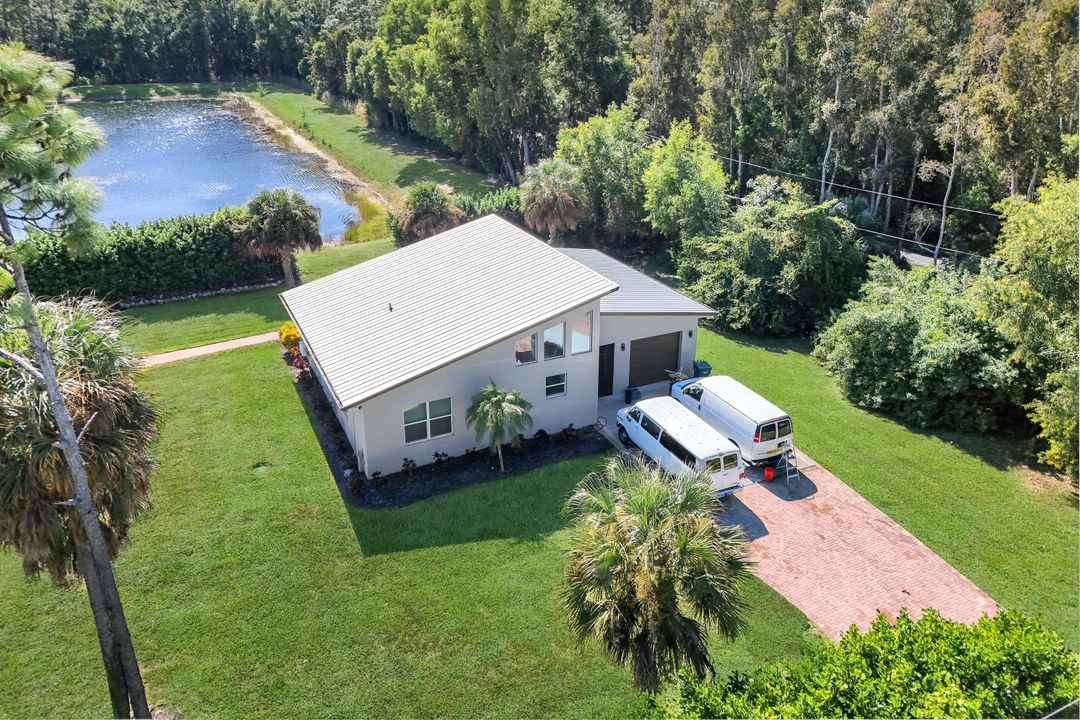 5630 Copper Leaf Ln, Naples, FL 34116