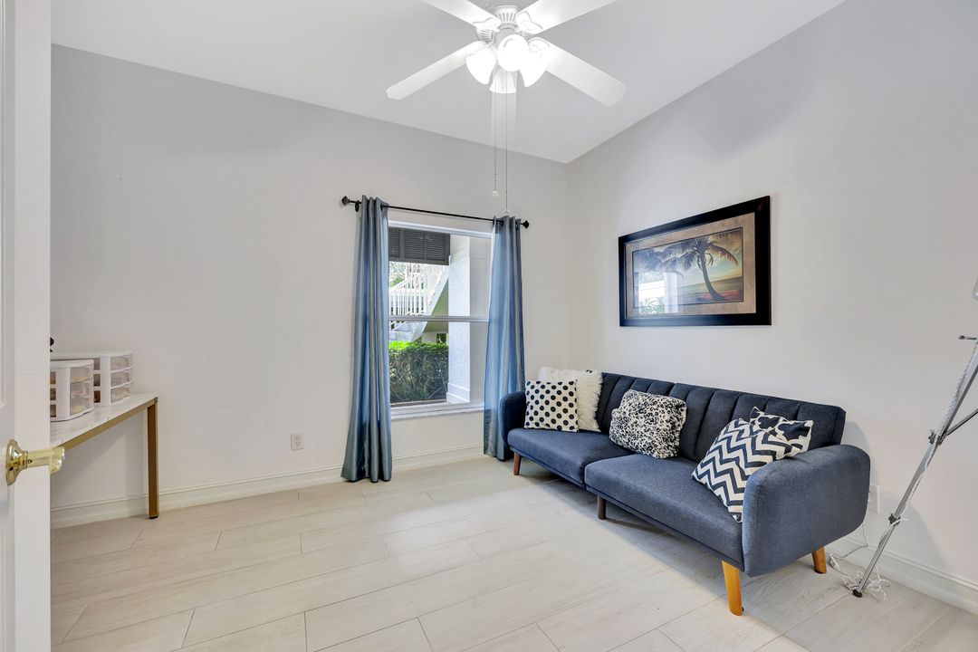 1045 Tarpon Cove Dr #102, Naples, FL 34110