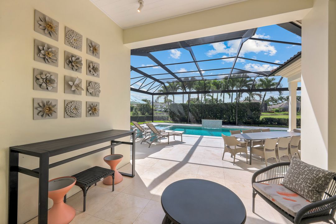 2048 Isla Vista Ln, Naples, FL 34105