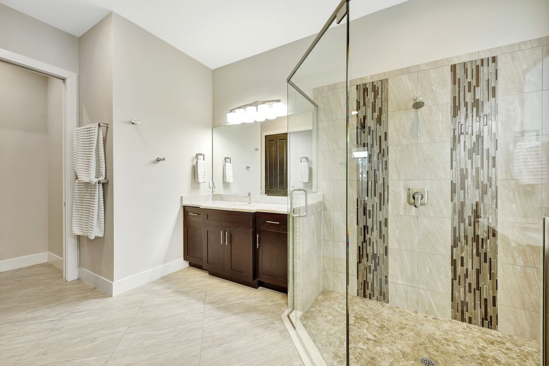 4636 NW 33rd Ln, Cape Coral, FL 33993