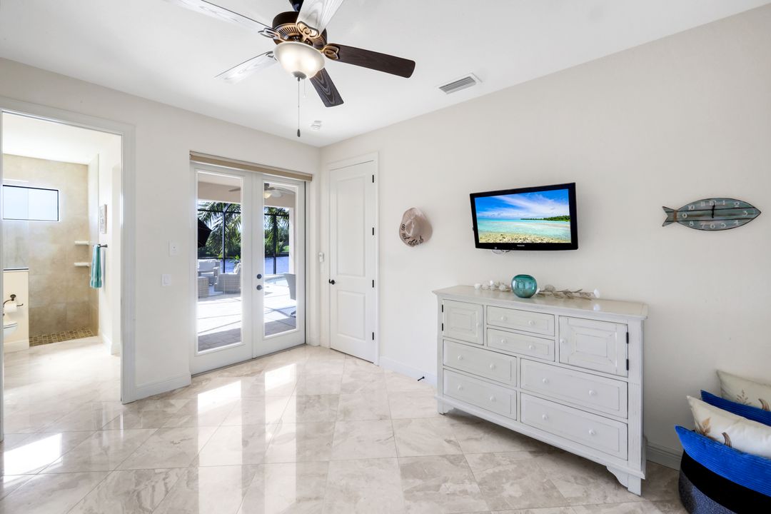 2208 NW 38th Pl, Cape Coral, FL 33993