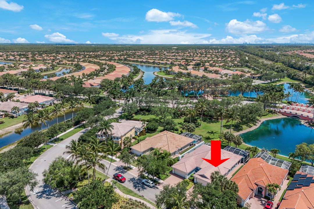 7221 Bellini Way, Naples, FL 34114