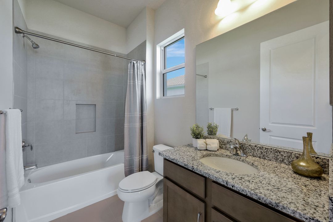 9109 Caicos Wy, Naples, FL 34114