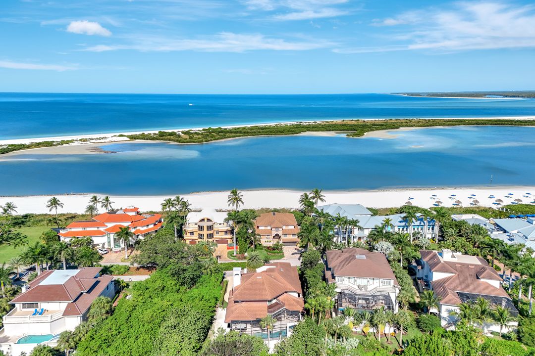 195 S Beach Dr, Marco Island, FL 34145