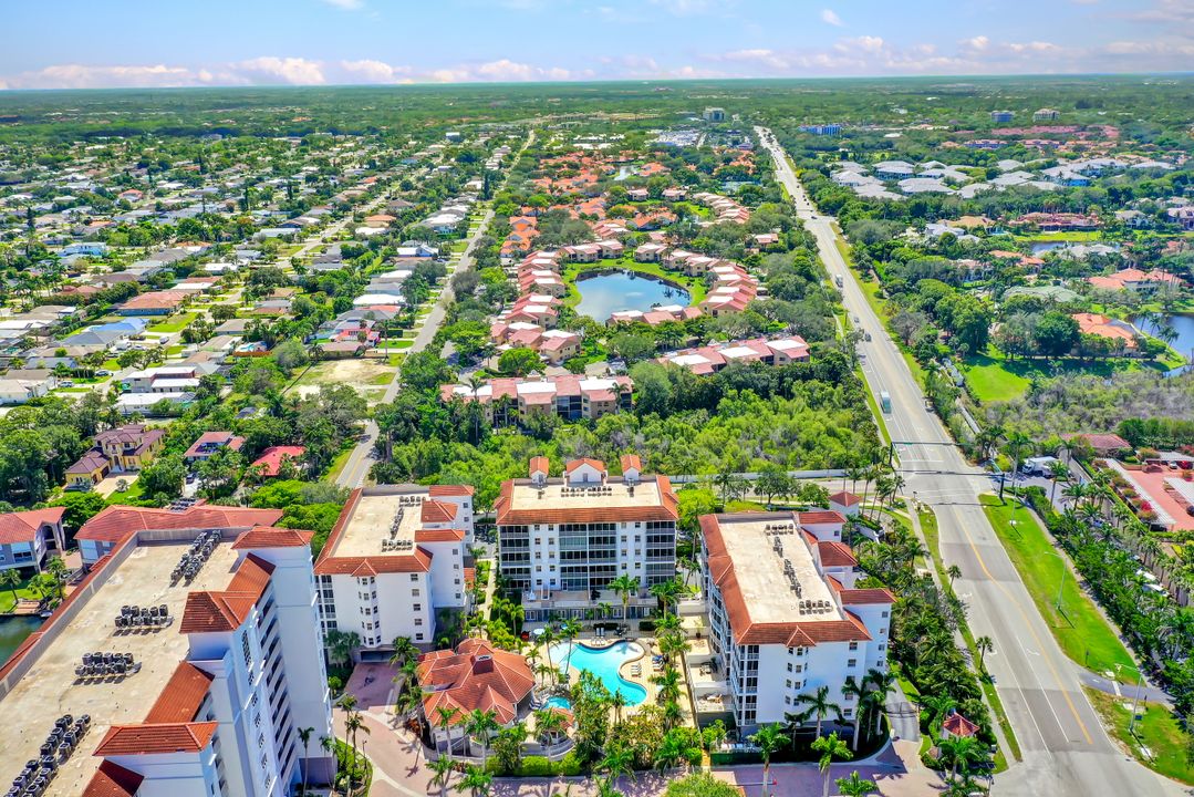 460 Launch Cir #604, Naples, FL 34108