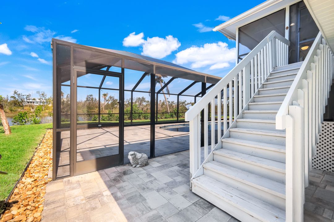 647 Rabbit Rd, Sanibel, FL 33957
