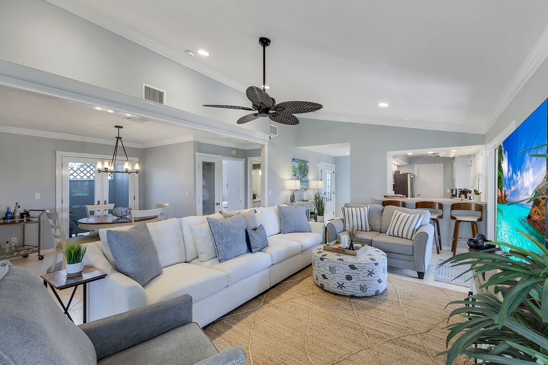 14821 Crooked Pond Ct, Fort Myers, FL 33908