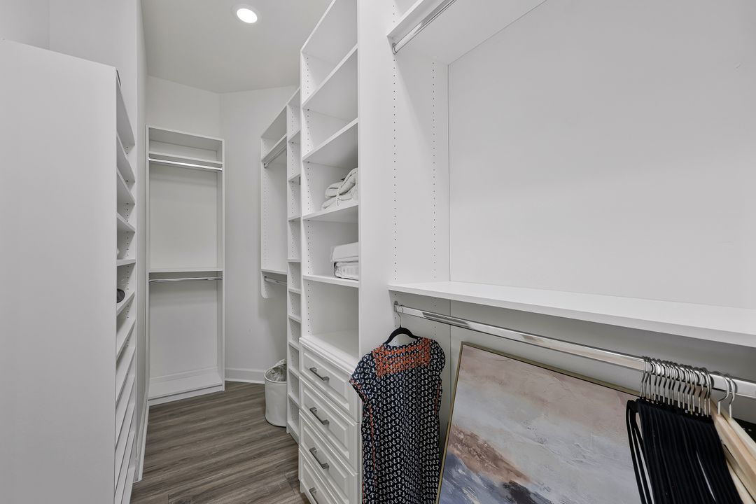 9672 Montelanico Loop #203, Naples, FL 34119