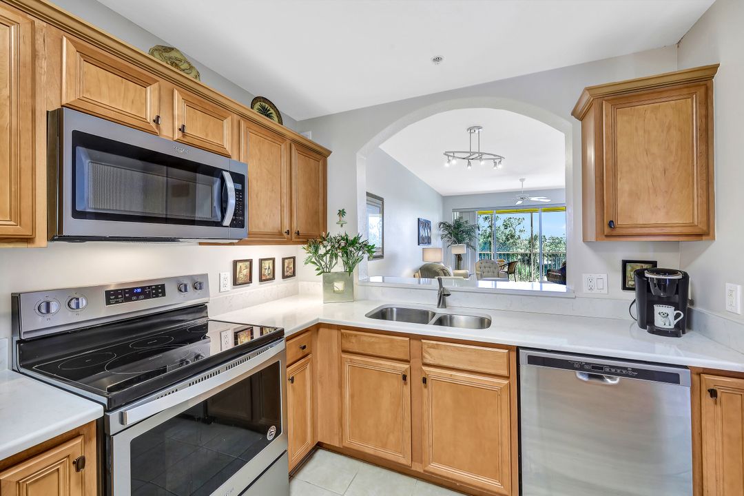 6816 Sterling Greens Dr #302, Naples, FL 34104