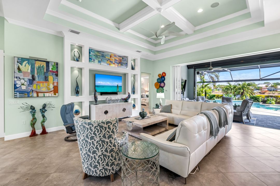 6320 Lyford Isle Dr, Naples, FL 34112