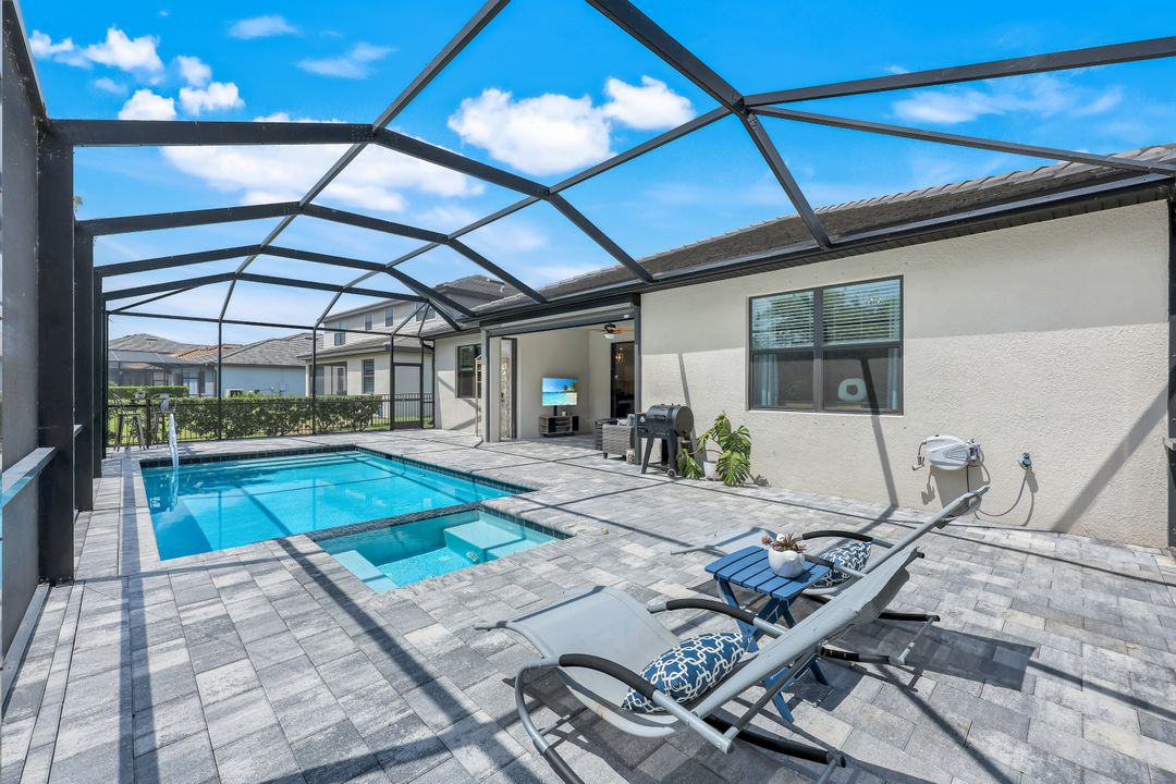 11570 Canopy Loop, Fort Myers, FL 33913