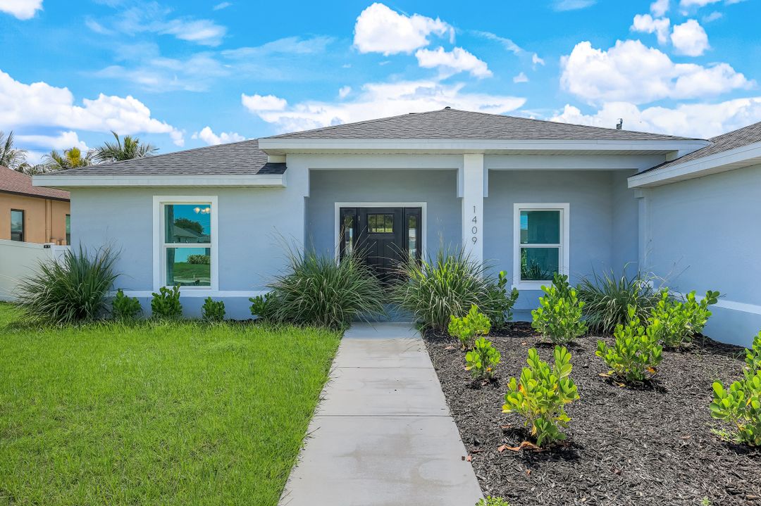 1409 NE 18th Pl, Cape Coral, FL 33909