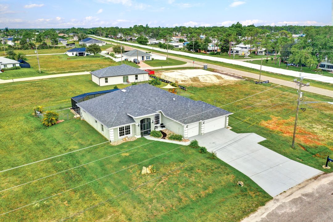 4414 Garden Blvd, Cape Coral, FL 33909