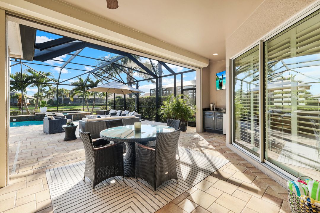 9356 Slate Ct, Naples, FL 34120