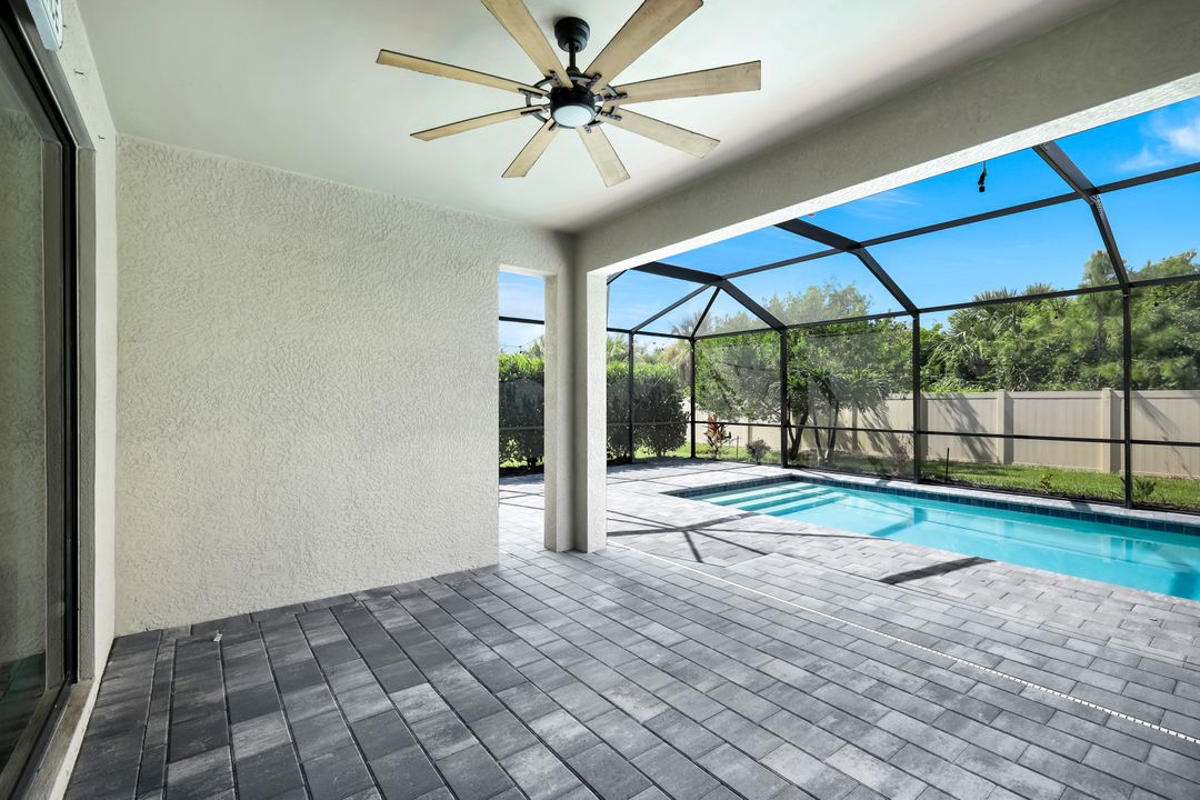 11404 Canopy Loop, Fort Myers, FL 33913