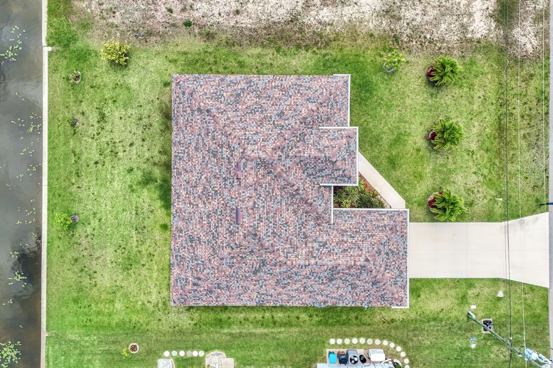 1409 SW 24th St, Cape Coral, FL 33991