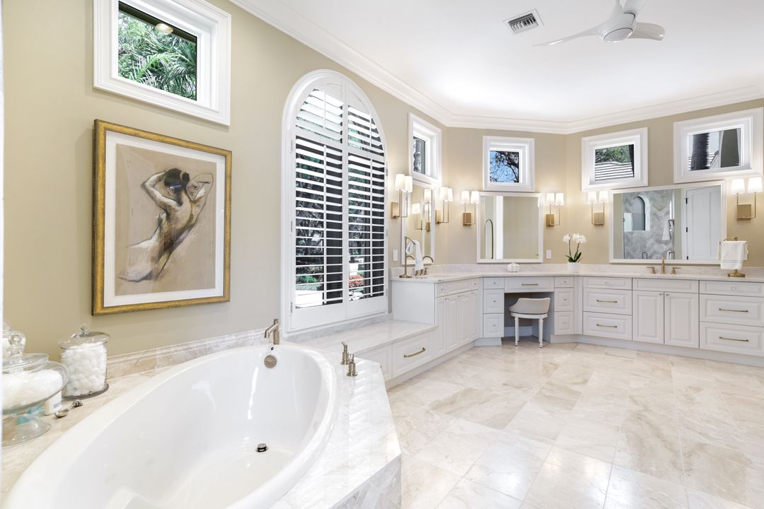 1419 Gormican Ln, Naples, FL 34110