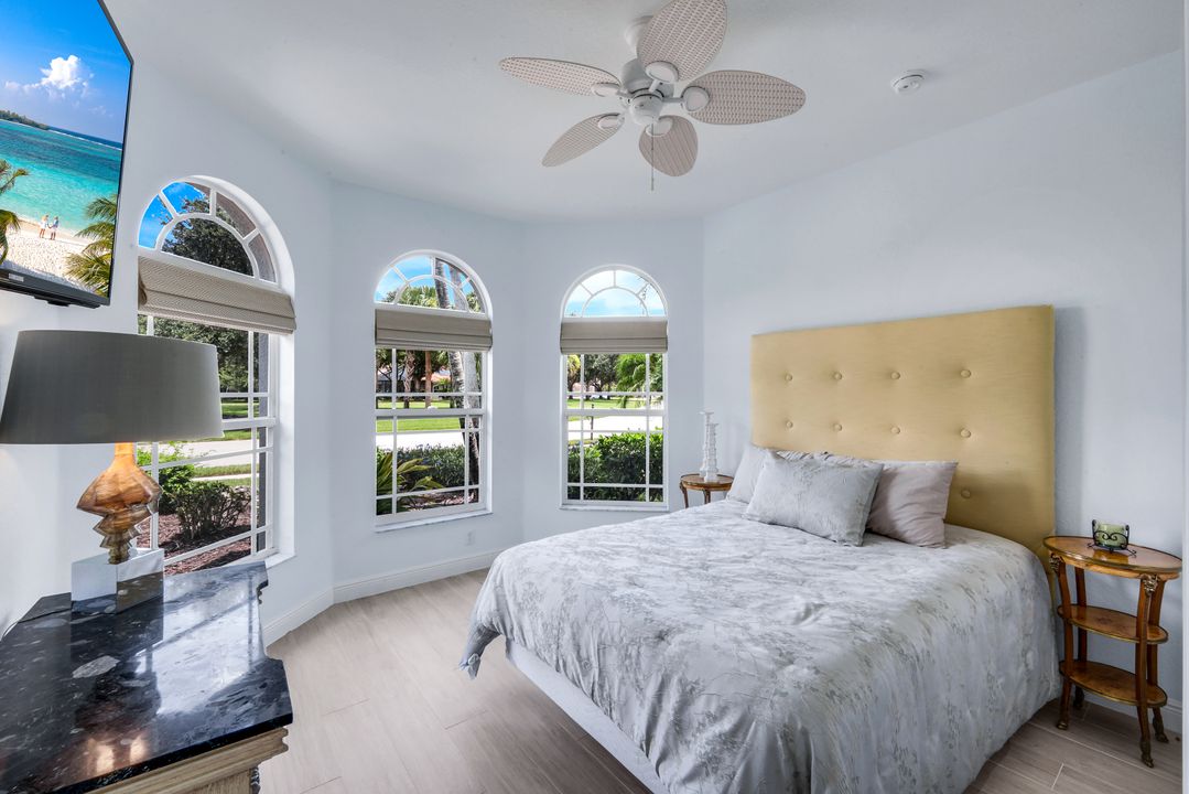 19736 Maddelena Cir, Fort Myers, FL 33967