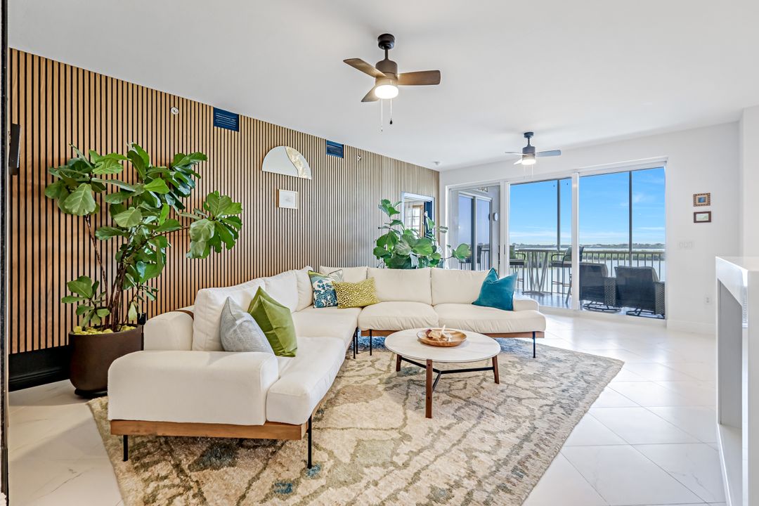 337 Vintage Bay Dr #D28, Marco Island, FL 34145