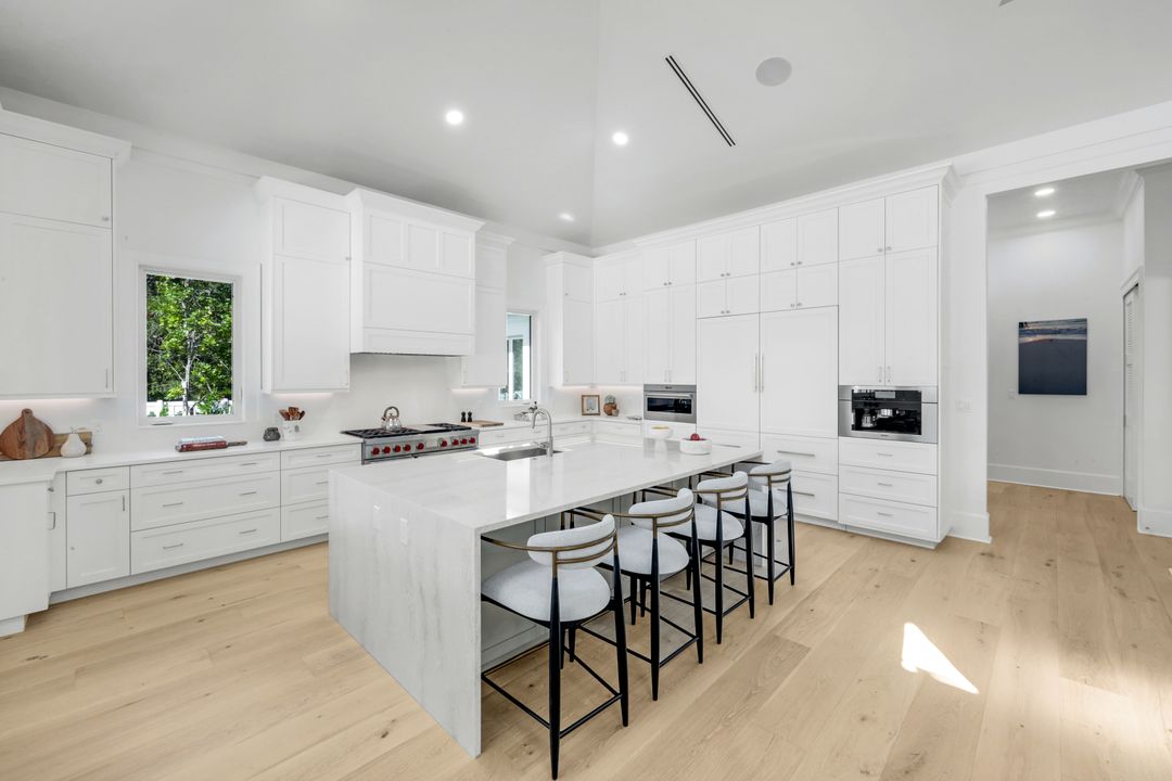 3136 Ravenna Ave, Naples, FL 34120