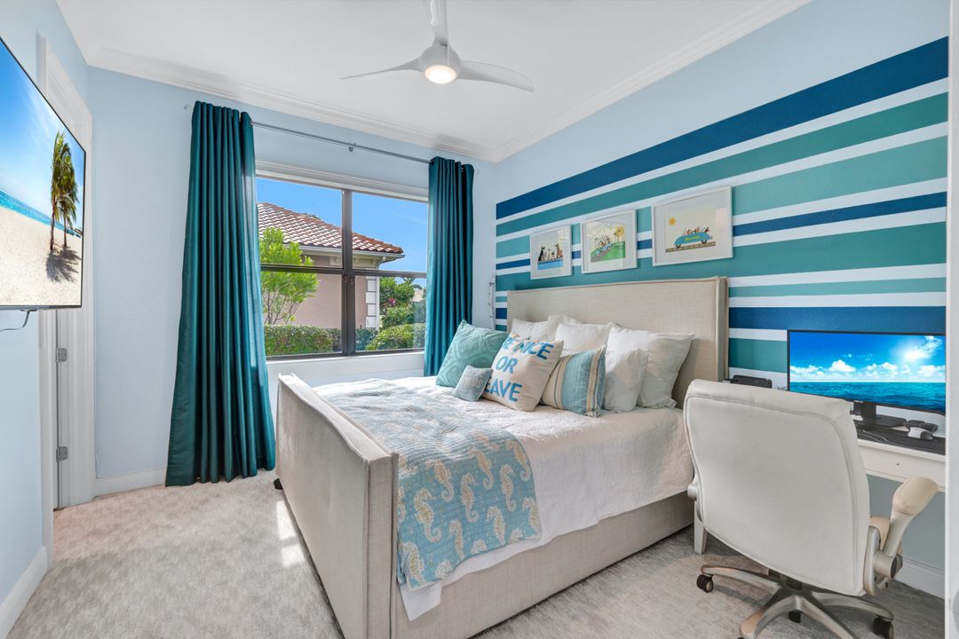 12646 Dundee Ln, Naples, FL 34120