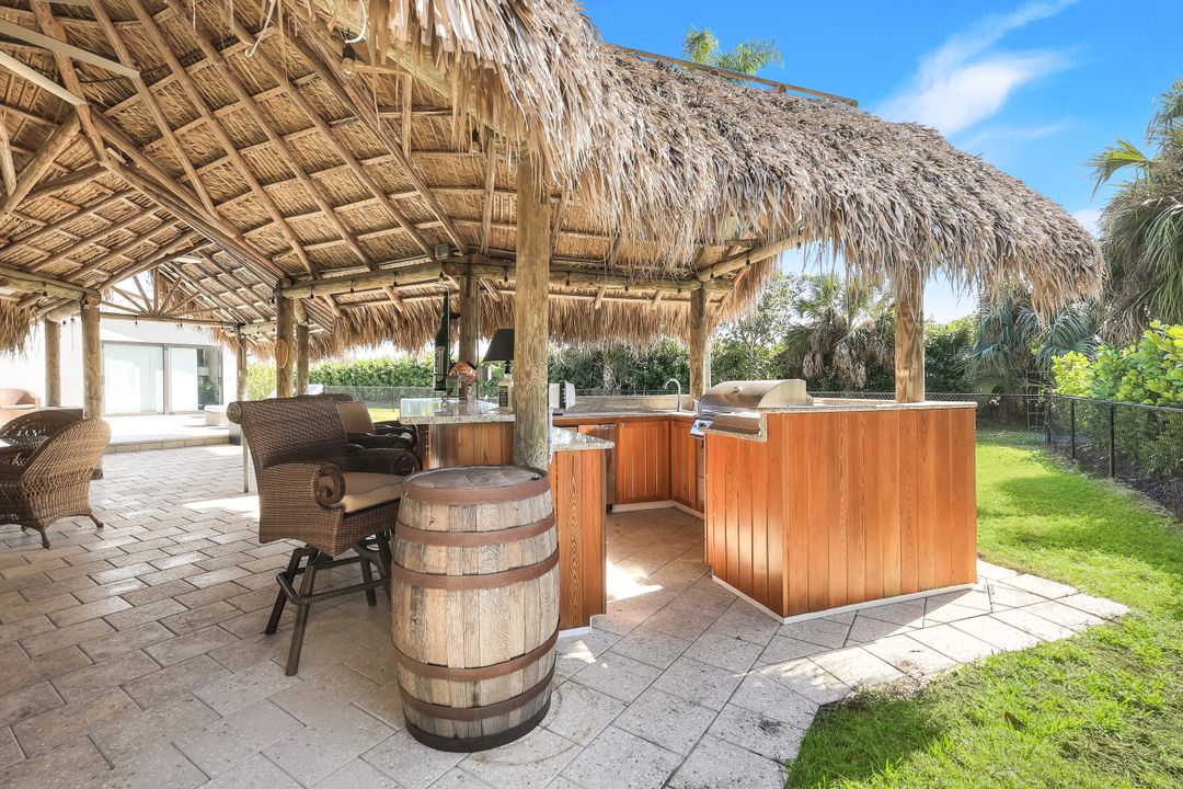 5630 Copper Leaf Ln, Naples, FL 34116