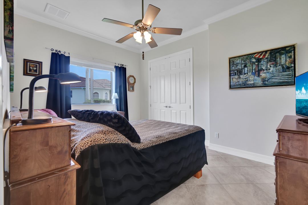 2801 SW 33rd St, Cape Coral, FL 33914
