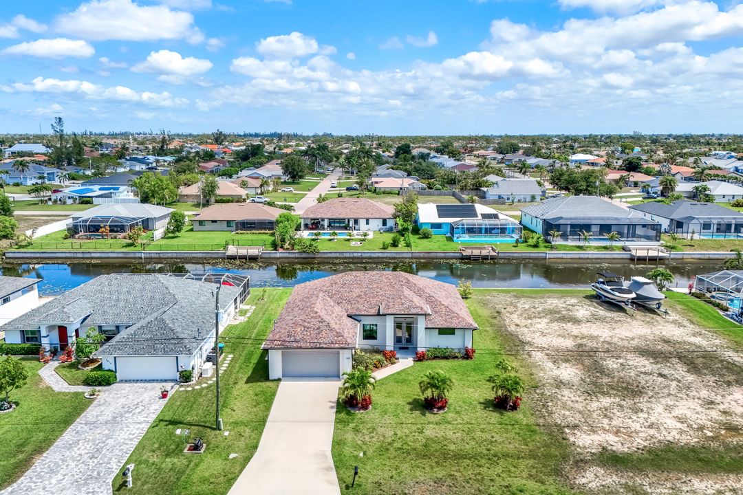 1409 SW 24th St, Cape Coral, FL 33991