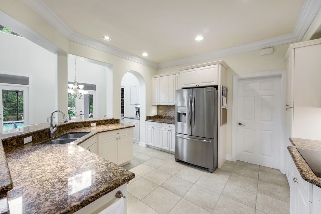 2661 Golden Gate Blvd W, Naples, FL 34120
