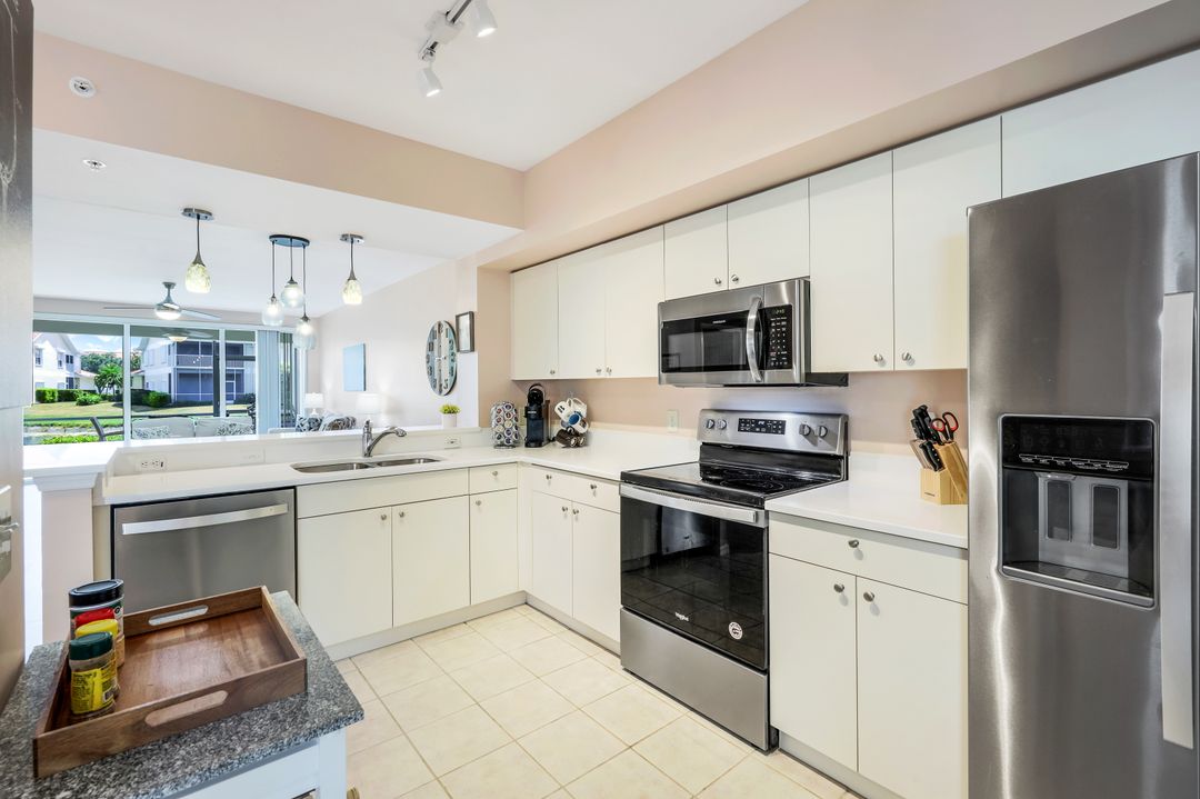 5440 Worthington Ln, Naples, FL 34110