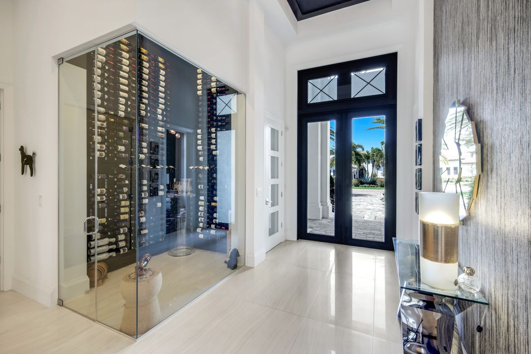 16438 Seneca Way, Naples, FL 34110