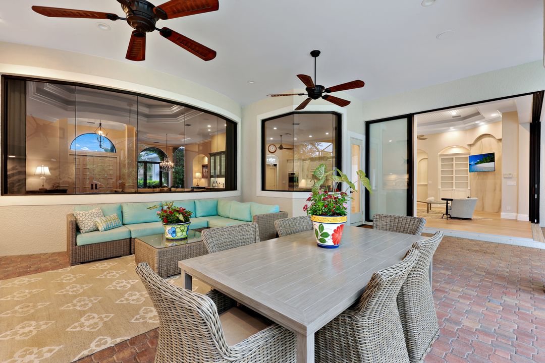 1725 Supreme Ct, Naples, FL 34110