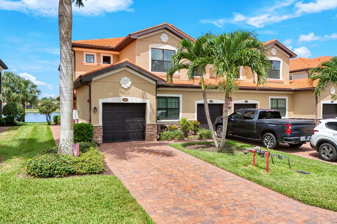 26201 Palace Ln #201, Bonita Springs, FL 34135