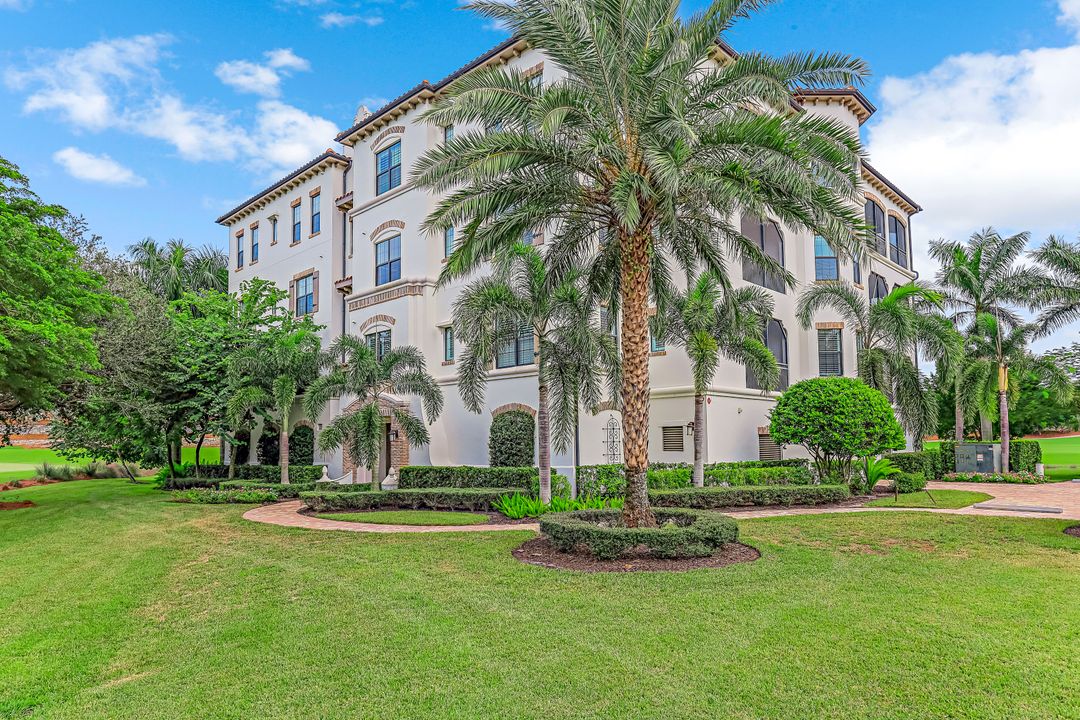 16452 Carrara Way #102, Naples, FL 34110