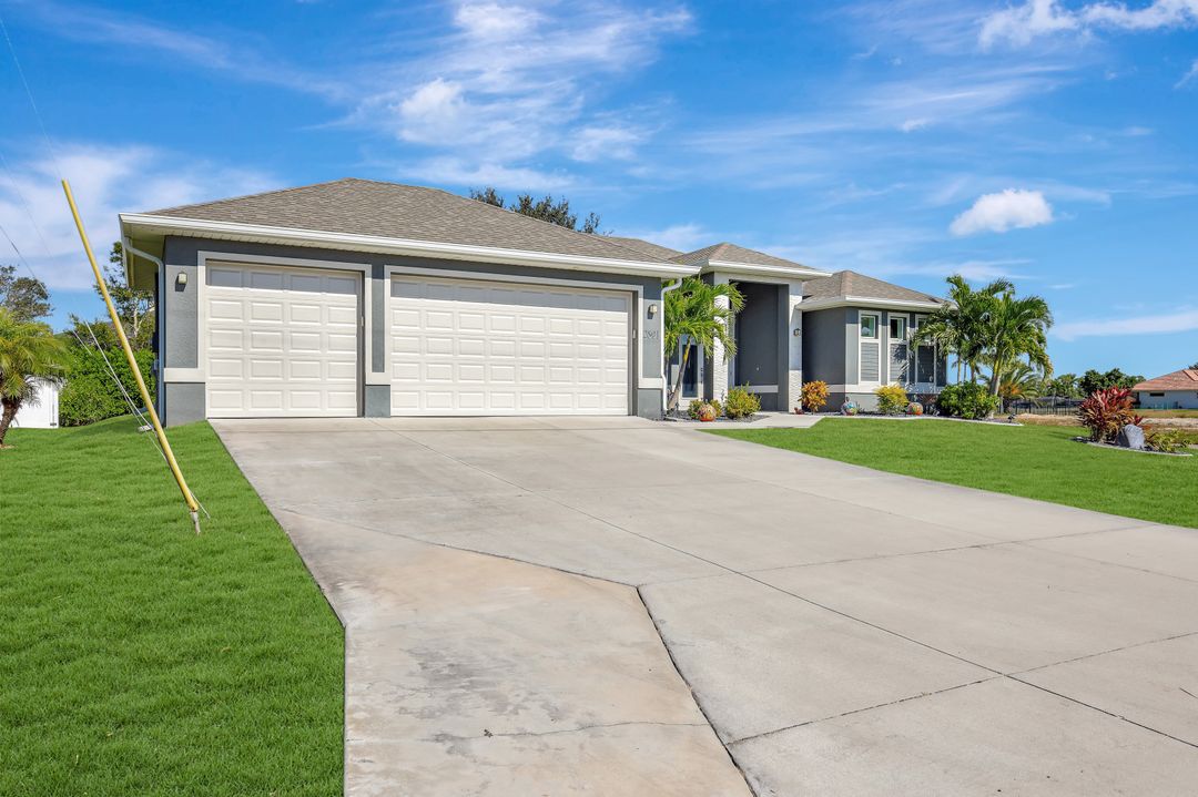 2801 NW 15th St, Cape Coral, FL 33993