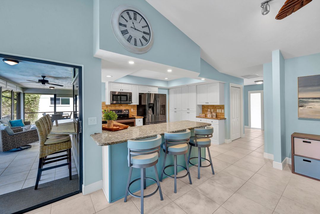 568 Elk Cir, Marco Island, FL 34145