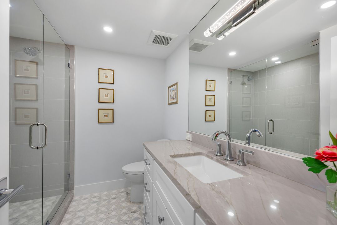 3400 Gulf Shore Blvd N #B2, Naples, FL 34103