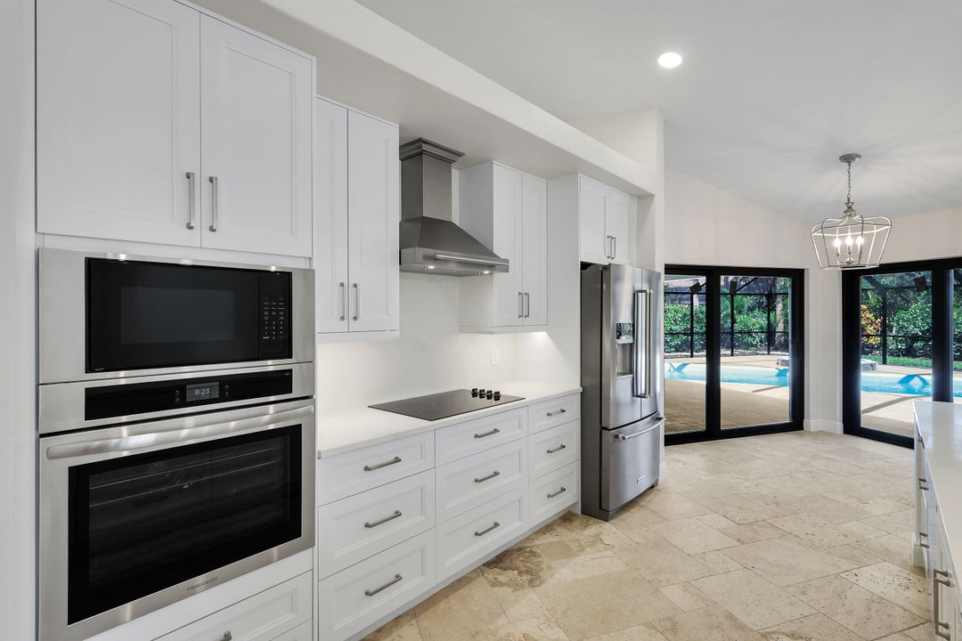 235 Silverado Dr, Naples, FL 34119