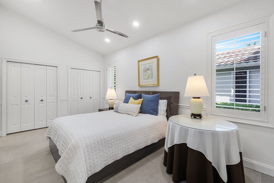 9245 The Ln, Naples, FL 34109