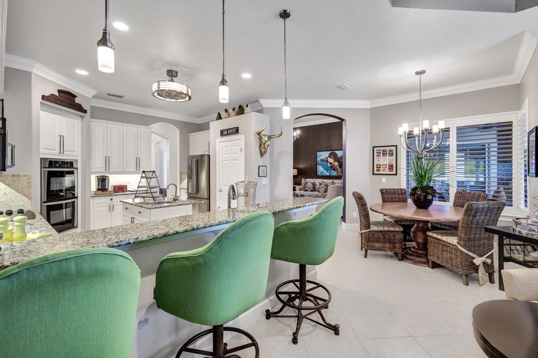 9784 Nickel Ridge Cir, Naples, FL 34120