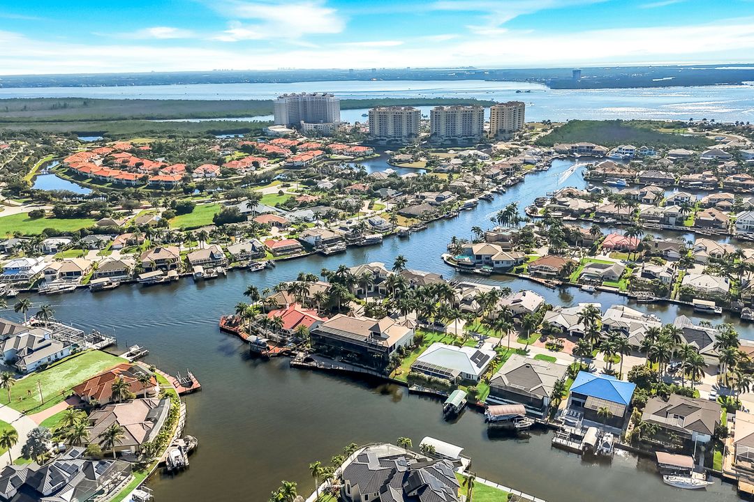 1433 SW 57th Terrace, Cape Coral, FL 33914