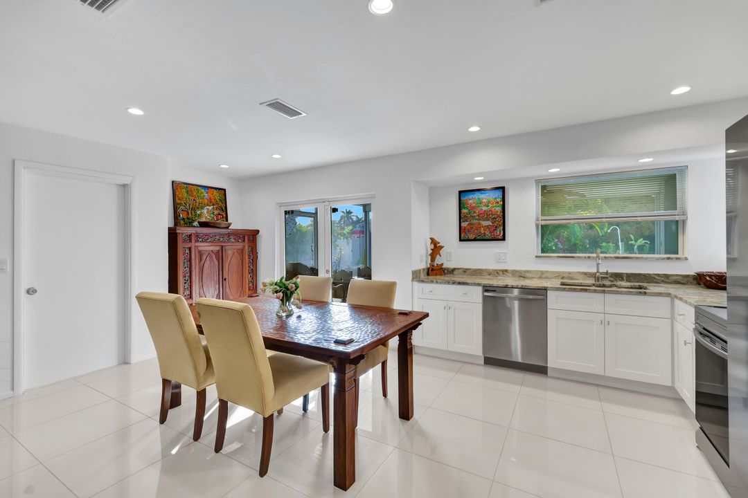 2125 St Croix Ave, Fort Myers, FL 33905