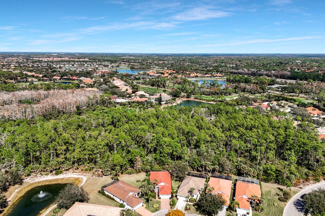 6078 Highwood Park Ct, Naples, FL 34110