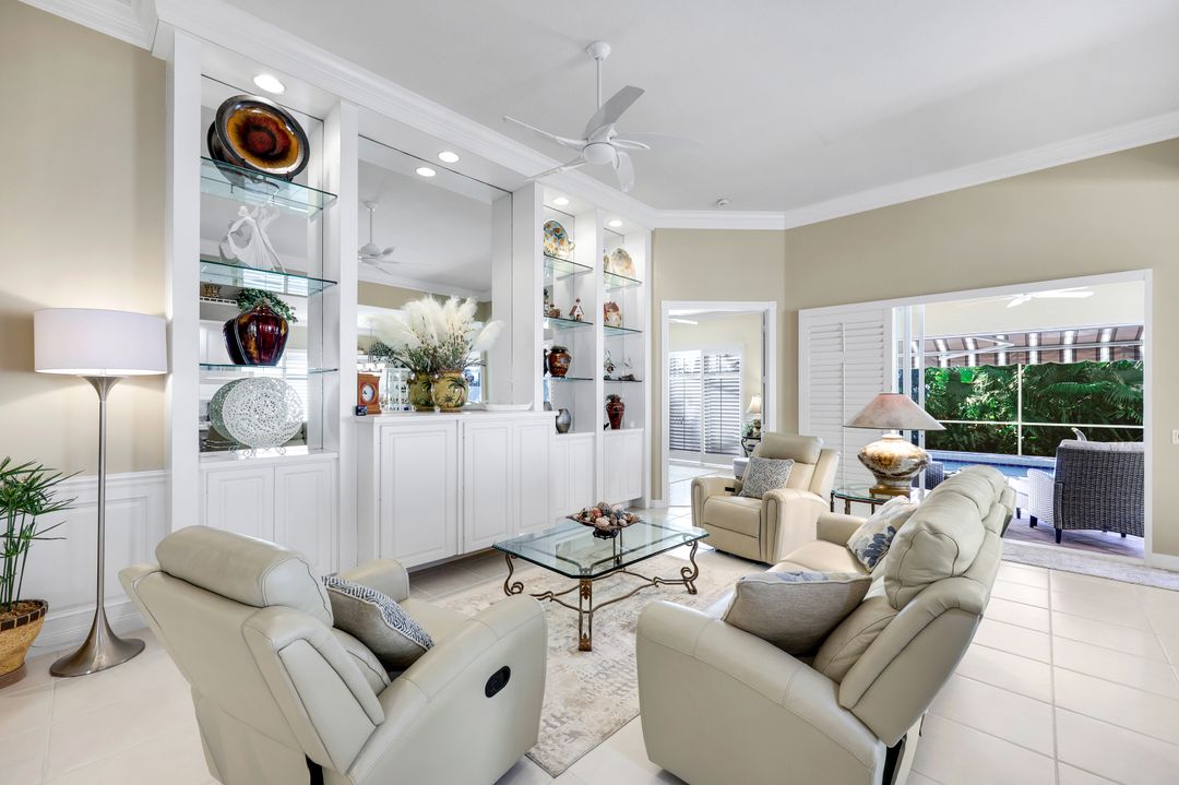 5296 Hawkesbury Way, Naples, FL 34119