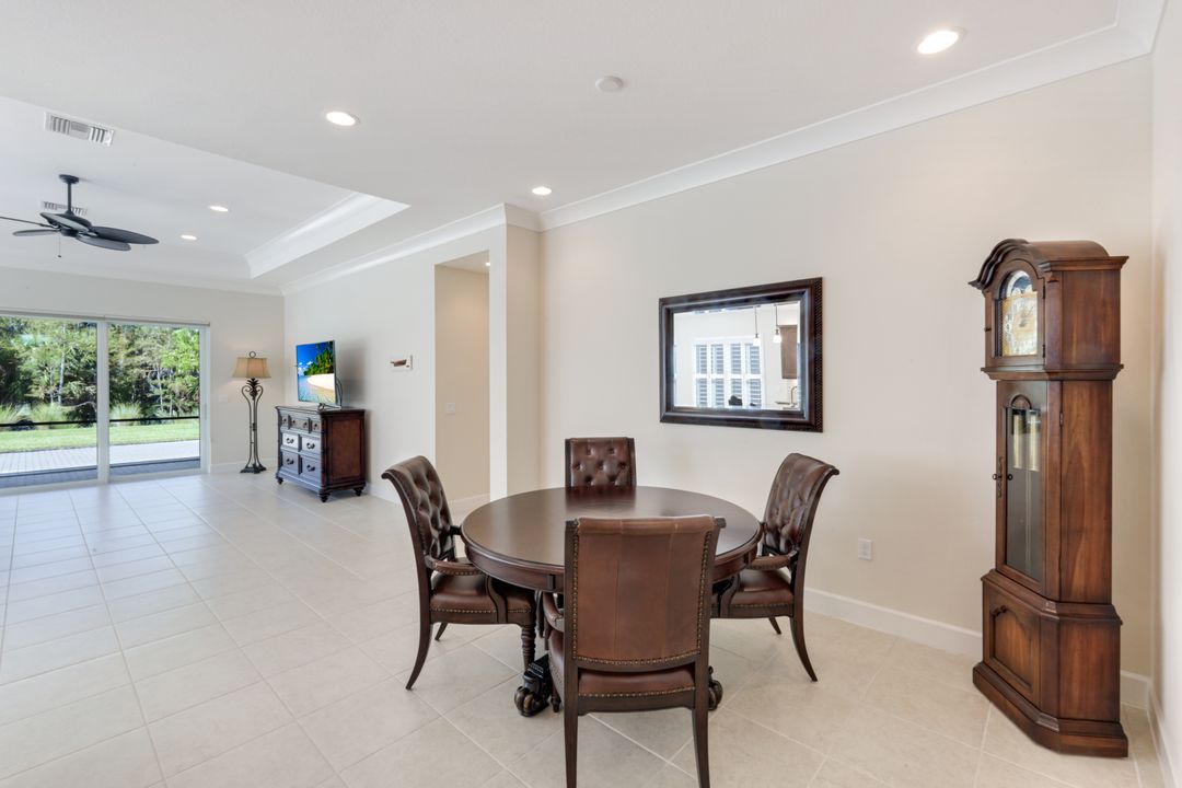 28564 Twain Dr, Bonita Springs, FL 34135