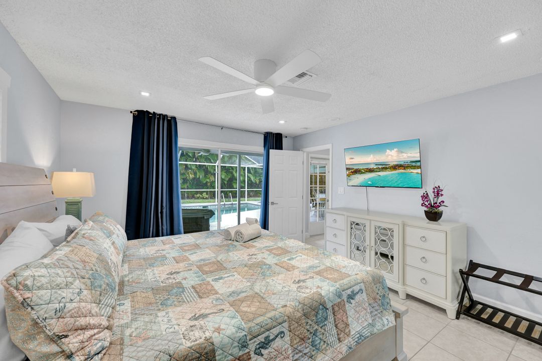 122 Palm River Blvd, Naples, FL 34110