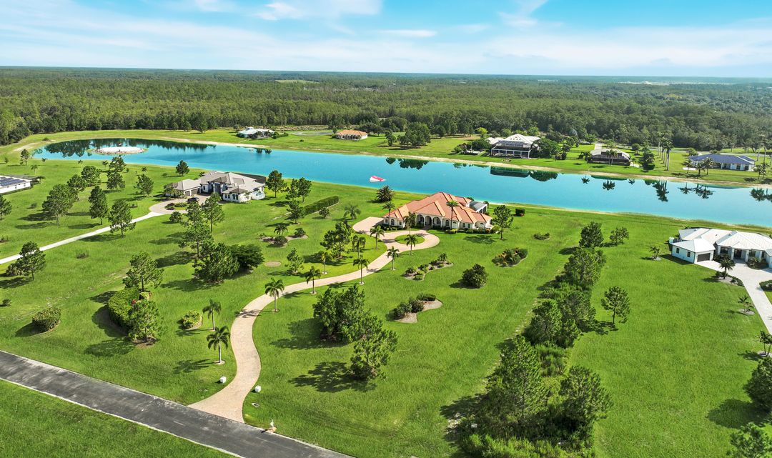 20301 Barefoot Ski Blvd, Estero, FL 33928